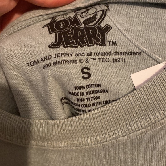 Tom and Jerry butterfly long sleeved shirt - Picture 3 of 5